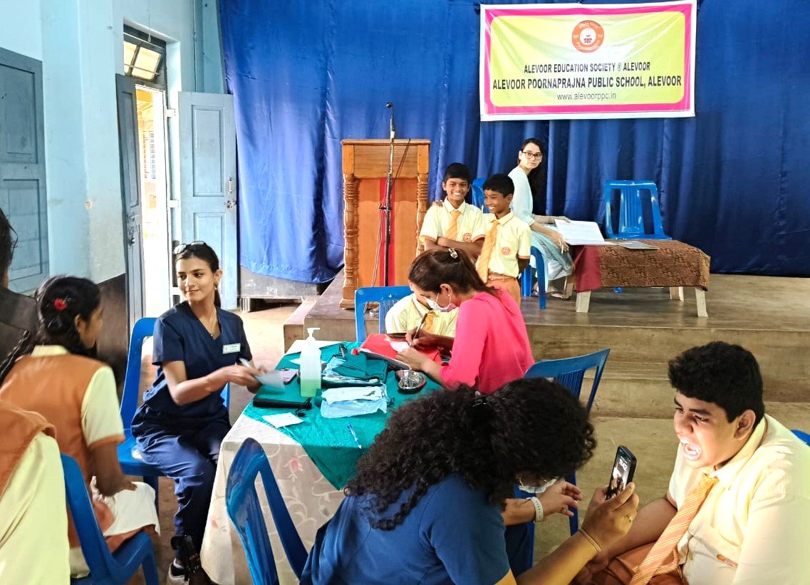 Dental Awareness Program and Check-Up at Alevoor Poornaprajna Public School