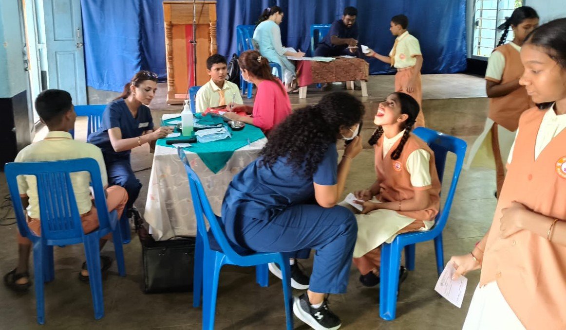 Dental Awareness Program and Check-Up at Alevoor Poornaprajna Public School