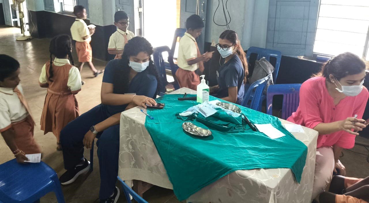 Dental Awareness Program and Check-Up at Alevoor Poornaprajna Public School