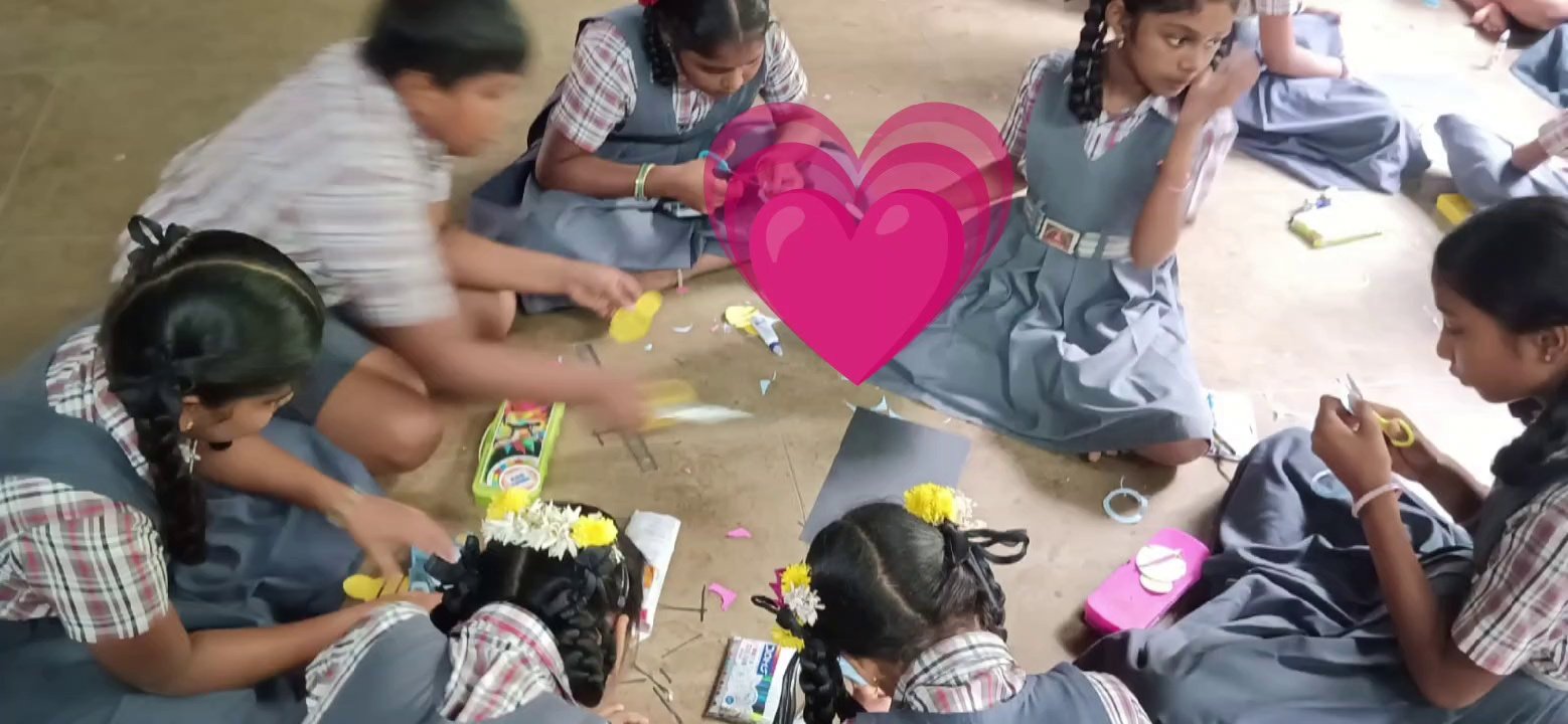 Honey Bee Watch Activity at Alevoor Poornaprajna Public School