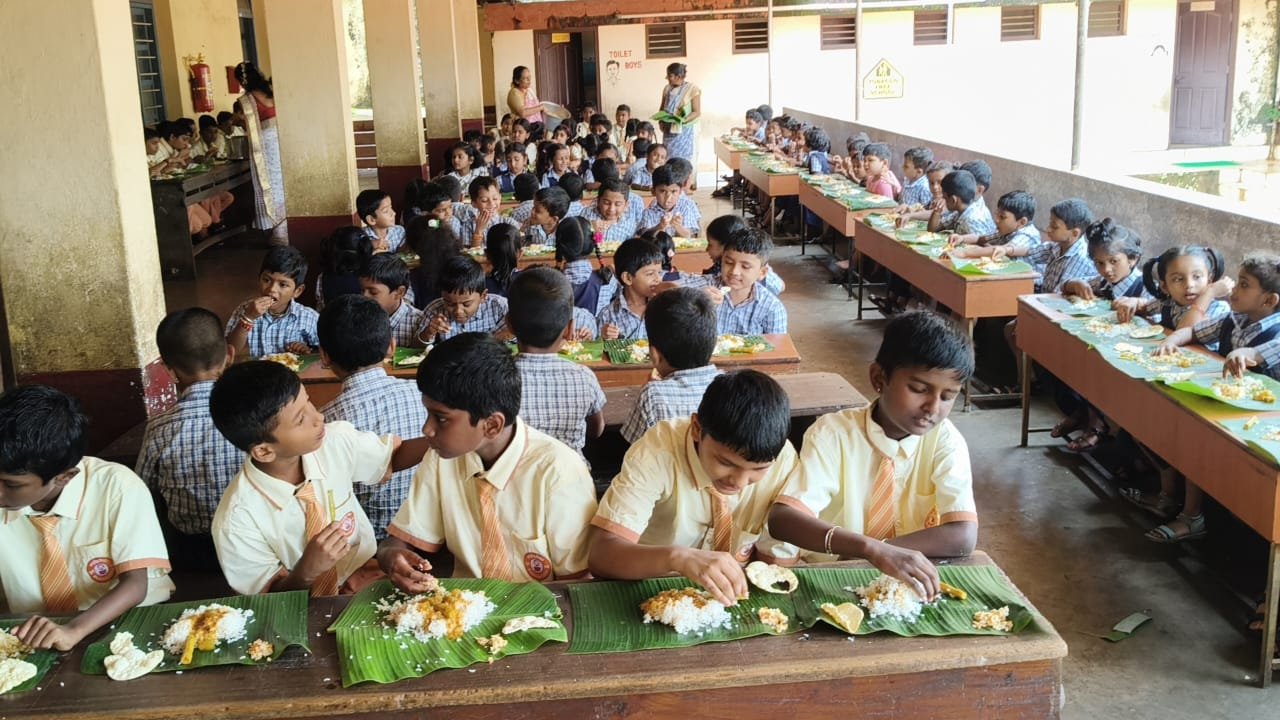 Onam Celebration at Alevoor Poornaprajna Public School