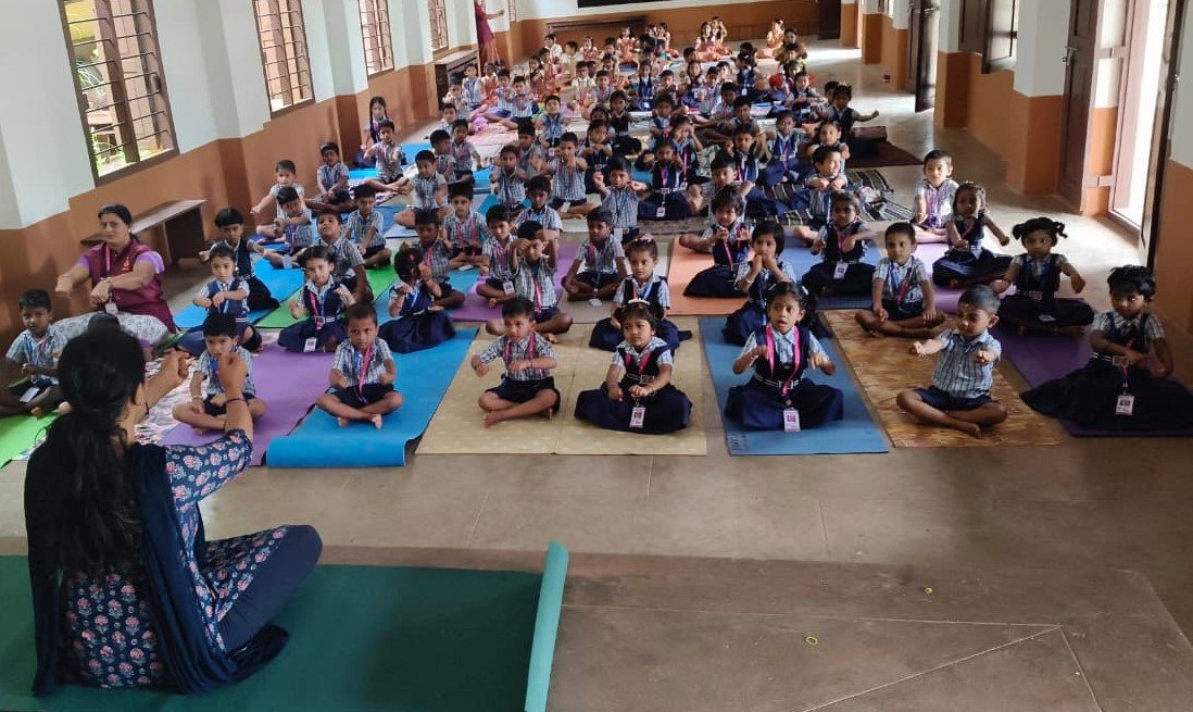 Practice of Yoga for Students at Alevoor Poornaprajna Public School